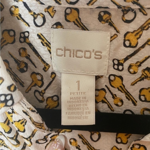 Chico's Keys Novelty Print Button Shirt Top Blouse - Picture 6 of 8